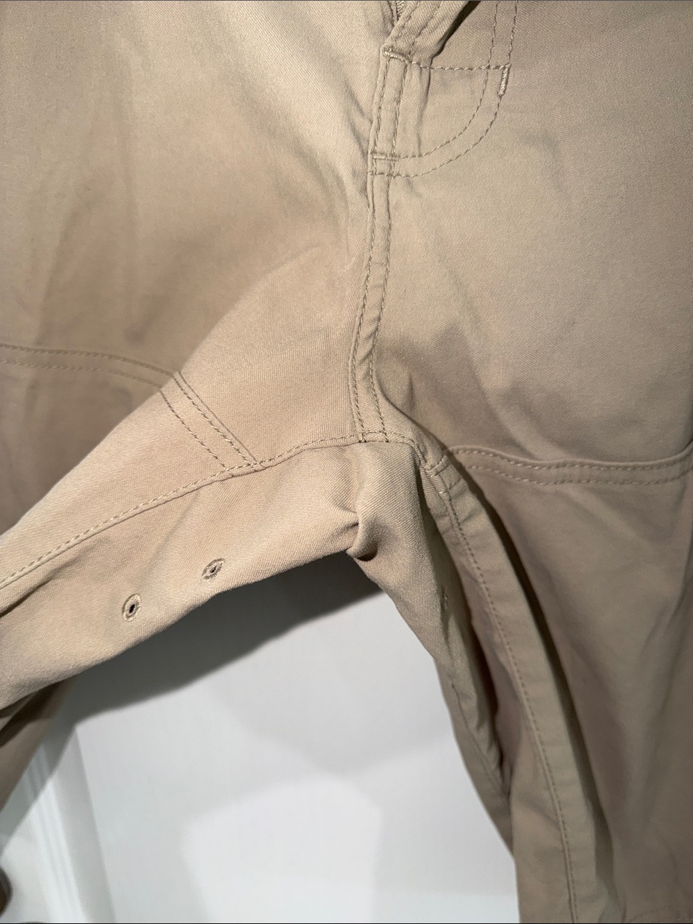 PrAna Stretch Zion Short Men's Beige Cargo Shorts - size 36”
Hiking outdoors - Picture 6 of 6
